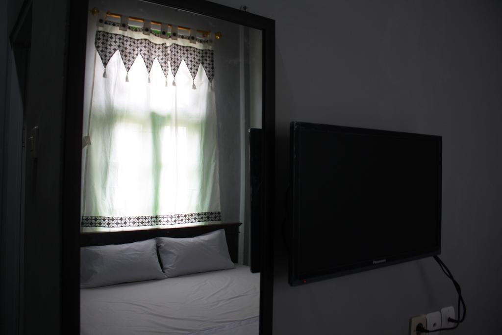 Jasmine Heritage Homestay Yogyakarta Room photo
